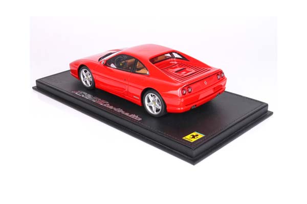 FERRARI F355 BERLINETTA 1994 MANUAL GEAR ROSSO CORSA - BEIGE INTERIOR / ФЕРРАРИ Ф355 БЕРЛИНЕТТА 1994 МЕХАНИКА 1:18 КРАСНЫЙ — фото 2