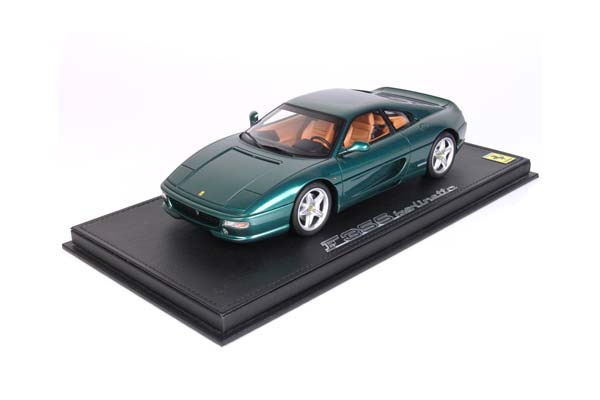 FERRARI F355 BERLINETTA 1994 MANUAL GEAR VERDE PINO METALLIC - BEIGE INTERIOR / ФЕРРАРИ Ф355 БЕРЛИНЕТТА 1994 МЕХАНИКА ПИНО МЕТАЛЛИК 1:18 ЗЕЛЕНЫЙ — фото 1