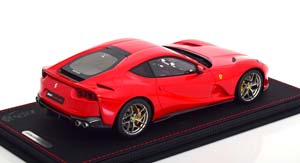 FERRARI 812 SUPERFAST 2017 RED — фото 2