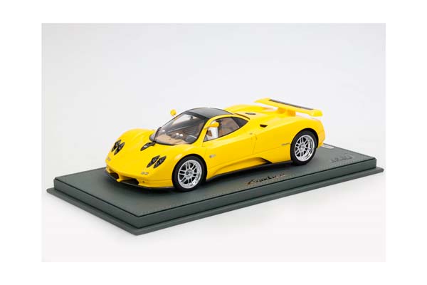 PAGANI ZONDA C12 YELLOW / ПАГАНИ ЗОНДА К12 1:18 ЖЕЛТЫЙ