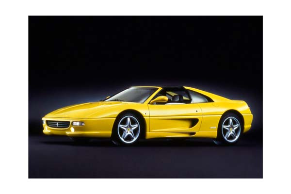 FERRARI F355 GTS TARGA - MANUAL GEAR GIALLO MODENA - BLACK INTERIOR / ФЕРРАРИ Ф355 ГТС ТАРГА 1:18 ЖЕЛТЫЙ