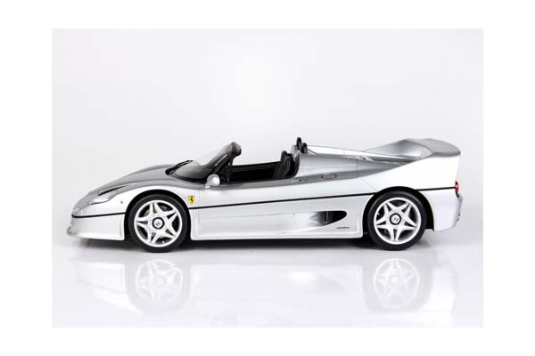 FERRARI F50 COUPE 1995 SPIDER VERSION METALLIC SILVER NURBURGRING / ФЕРРАРИ Ф50 КУПЕ 1995 СПАЙДЕР ВЕРСИОН МЕТАЛЛИК НУРБУРГРИНГ 1:18 СЕРЕБРИСТЫЙ — фото 8