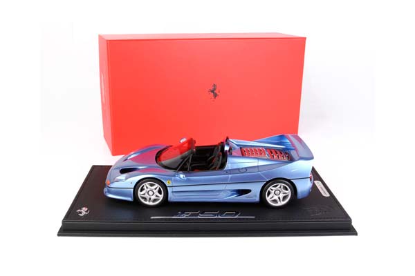 FERRARI F50 COUPE 1995 SPIDER VERSION CALIFORNIA LIGHT BLUE METALLIC / ФЕРРАРИ Ф50 КУПЕ 1995 СПАЙДЕР ВЕРСИОН КАЛИФОРНИА ЛИГХТ МЕТАЛЛИК 1:18 ГОЛУБОЙ — фото 3