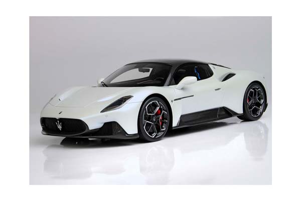 MASERATI MC20 BIANCO AUDACE/CARBON ROOF / МАЗЕРАТИ МС20 АУДАКЕ КАРБОН РООФ 1:18 БЕЛЫЙ — фото 2