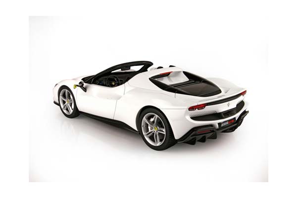 FERRARI 296 GTS WHITE CERVINO / ФЕРРАРИ 296 ГТС КЕРВИНО 1:18 БЕЛЫЙ — фото 4
