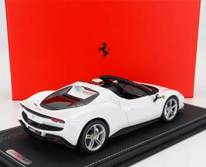 FERRARI 296 GTS SPIDER (2022) - CON VETRINA - WITH SHOWCASE, BIANCO CERVINO - WHITE — фото 2