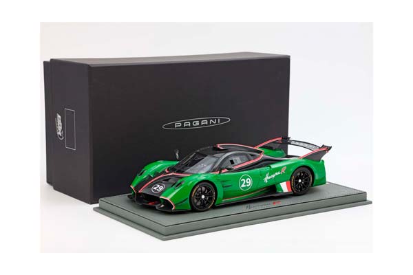PAGANI HUAYRA R GLOSS BLACK CARBON E GREEN GRASS / ПАГАНИ ХУАЙРА Р ГЛОСС КАРБОН Е ГРАСС 1:18 ЗЕЛЕНЫЙ — фото 8