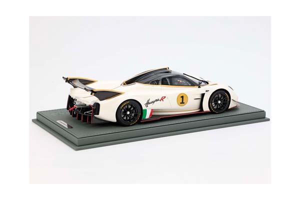 PAGANI HUAYRA R WHITE BENNY AND GLOSS CARBON ROOF / ПАГАНИ ХУАЙРА Р БЕННИ ГЛОСС КАРБОН РООФ 1:18 БЕЛЫЙ — фото 3