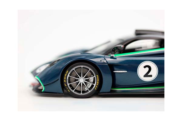 PAGANI HUAYRA R BLUE DANUBIO CARBON FIBER MATT/GLOSS / ПАГАНИ ХУАЙРА Р ДАНУБИО КАРБОН ФИБЕР МАТТ ГЛОСС 1:18 СИНИЙ — фото 4