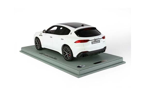 MASERATI GRECALE TROFEO WHITE / МАЗЕРАТИ ГРЕКАЛЕ ТРОФЕО 1:18 БЕЛЫЙ — фото 2