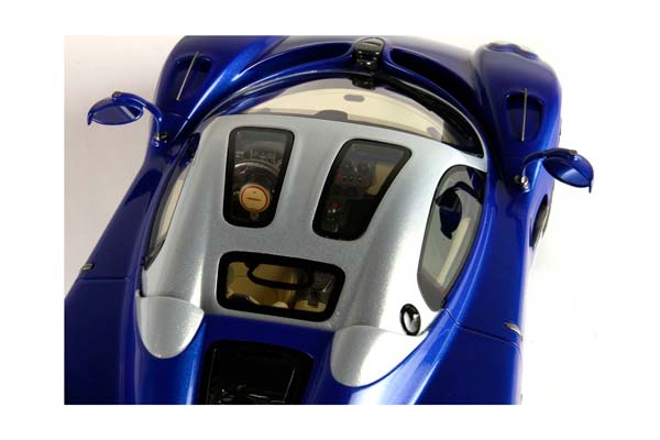 PAGANI UTOPIA M208 BLUE METALLIZZATO / ПАГАНИ УТОПИЯ М208 МЕТАЛЛИЗЗАТО 1:18 СИНИЙ — фото 8