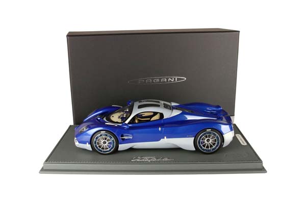 PAGANI UTOPIA M208 BLUE METALLIZZATO / ПАГАНИ УТОПИЯ М208 МЕТАЛЛИЗЗАТО 1:18 СИНИЙ — фото 10