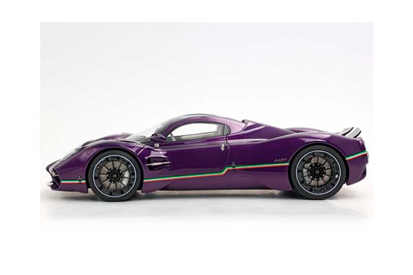PAGANI UTOPIA COUPE VIOLA HONG KONG NEW VERSION / ПАГАНИ УТОПИЯ КУПЕ ХОНГ КОНГ НЕВ ВЕРСИОН 1:18 ФИОЛЕТОВЫЙ — фото 4