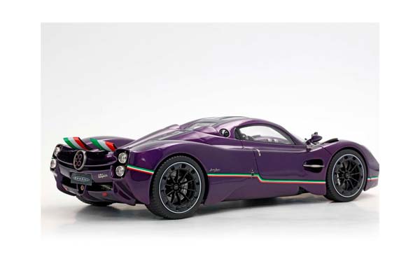 PAGANI UTOPIA COUPE VIOLA HONG KONG NEW VERSION / ПАГАНИ УТОПИЯ КУПЕ ХОНГ КОНГ НЕВ ВЕРСИОН 1:18 ФИОЛЕТОВЫЙ — фото 6