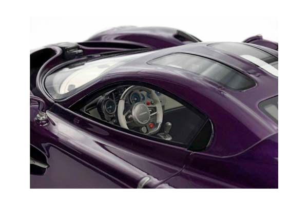 PAGANI UTOPIA COUPE VIOLA HONG KONG NEW VERSION / ПАГАНИ УТОПИЯ КУПЕ ХОНГ КОНГ НЕВ ВЕРСИОН 1:18 ФИОЛЕТОВЫЙ — фото 9