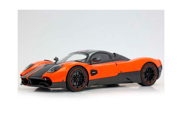 PAGANI UTOPIA COUPE ARANCIO MARBELLA / ПАГАНИ УТОПИЯ КУПЕ МАРБЕЛЛА 1:18 ОРАНЖЕВЫЙ — фото 5