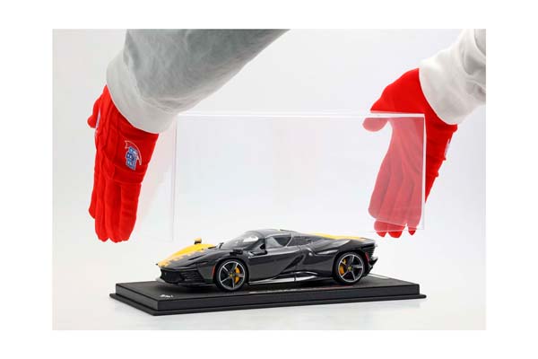 FERRARI SP3 DAYTONA 599+1 CLOSED ROOF GIALLO MODENA AND CARBON FIBER / ФЕРРАРИ СП3 ДАЙТОНА 599+1 ЗАКРЫТАЯ КРЫША КАРБОН ФИБЕР 1:18 ЖЕЛТЫЙ — фото 4
