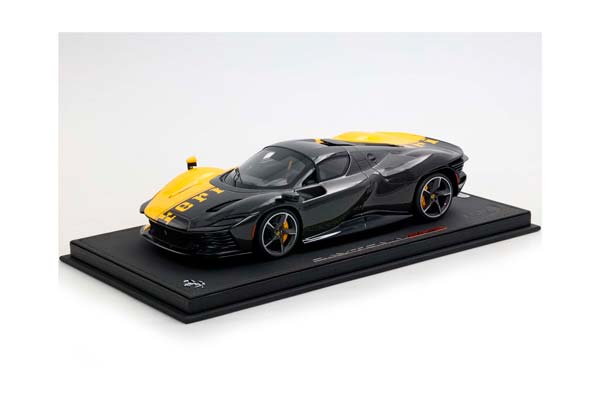 FERRARI SP3 DAYTONA 599+1 CLOSED ROOF GIALLO MODENA AND CARBON FIBER / ФЕРРАРИ СП3 ДАЙТОНА 599+1 ЗАКРЫТАЯ КРЫША КАРБОН ФИБЕР 1:18 ЖЕЛТЫЙ — фото 1