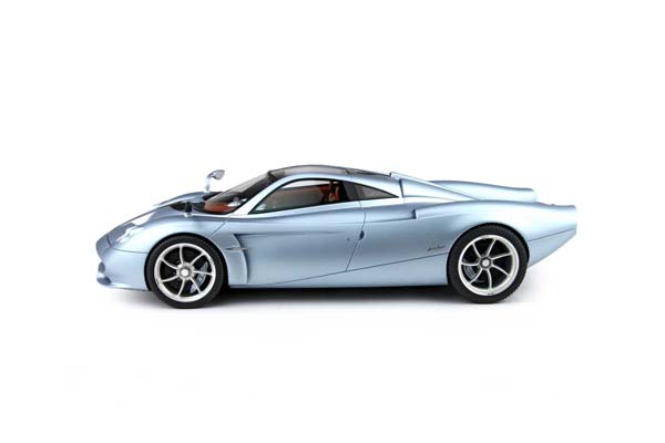PAGANI HUAYRA CODALUNGA AZZURRO SARDEGNA MATT / ПАГАНИ ХУАЙРА КОДАЛУНГА САРДЕГНА МАТТ 1:18 ГОЛУБОЙ — фото 4