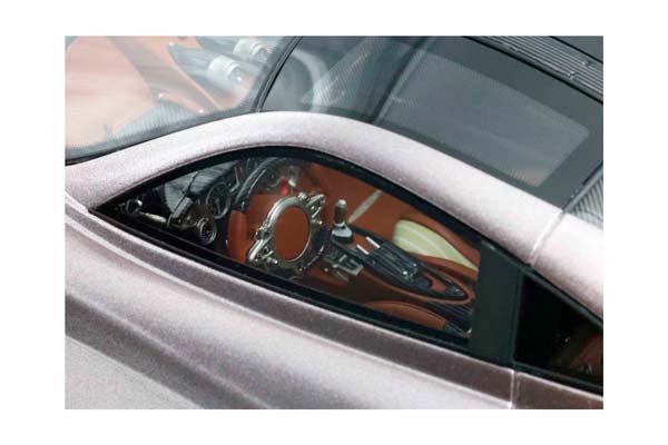 PAGANI HUAYRA CODALUNGA IRIDESCENT BRONZO AYMARA / ПАГАНИ ХУАЙРА КОДАЛУНГА ИРИДЕСКЕНТ АИМАРА 1:18 БРОНЗОВЫЙ — фото 9