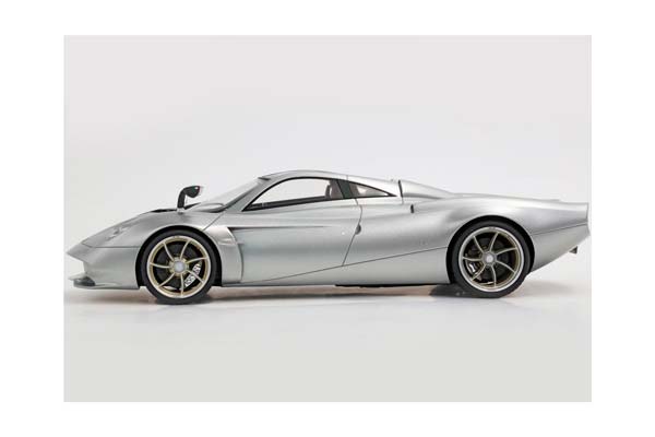 PAGANI HUAYRA CODALUNGA SEMI MATT GRIGIO MONTECARLO / ПАГАНИ ХУАЙРА КОДАЛУНГА СЕМИ МАТТ МОНТЕКАРЛО 1:18 СЕРЫЙ — фото 5