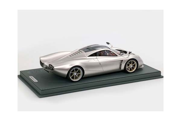 PAGANI HUAYRA CODALUNGA PORSCHE GOLD BRONZE METALLIC / ПАГАНИ ХУАЙРА КОДАЛУНГА ПОРШЕ МЕТАЛЛИК 1:18 БРОНЗОВЫЙ — фото 2