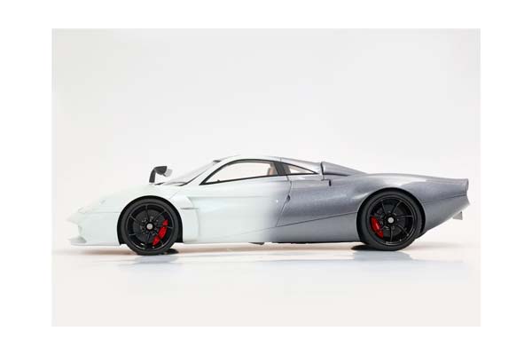 PAGANI HUAYRA CODALUNGA BIANCO MALTA - GRAY SHADE / ПАГАНИ ХУАЙРА КОДАЛУНГА МАЛТА 1:18 БЕЛЫЙ — фото 4
