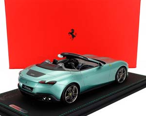 FERRARI ROMA SPIDER OPEN 2020 - CON VETRINA - WITH SHOWCASE, VERDE TEVERE - GREEN MET — фото 2