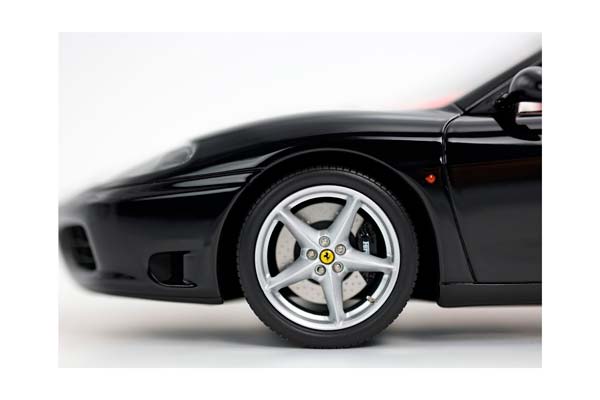 FERRARI 360 MODENA SPIDER AUTOMATIC GEAR GLOSS BLACK - ROSSO CARTIER INTERIOR / ФЕРРАРИ 360 СПАЙДЕР АВТОМАТ ГЛОСС 1:18 КРАСНЫЙ — фото 9