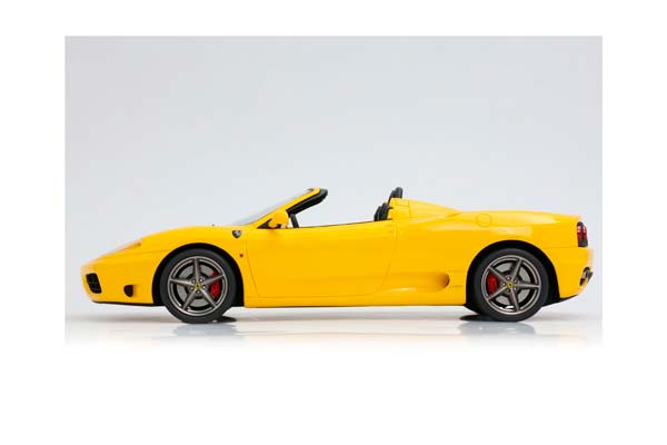 FERRARI 360 MODENA SPIDER AUTOMATIC GEAR GIALLO MODENA - BLACK - ITALIAN STRIPE - CHALLENGE BACK GRID / ФЕРРАРИ 360 СПАЙДЕР АВТОМАТ 1:18 ЖЕЛТЫЙ — фото 5