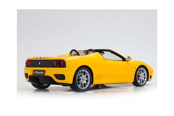 FERRARI 360 MODENA SPIDER AUTOMATIC GEAR GIALLO MODENA - BLACK DAYTONA SEATS - ITALIAN STRIPE - CHALLENGE BACK GRID / ФЕРРАРИ 360 СПАЙДЕР АВТОМАТ 1:18 ЖЕЛТЫЙ — фото 9