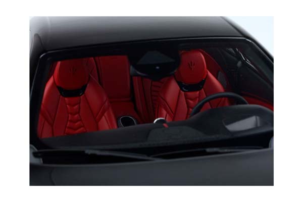 MASERATI GRANTURISMO FOLGORE 2023 NERO ASSOLUTO / МАЗЕРАТИ ГРАНТУРИСМО ФОЛЬГОРЕ 2023 АССОЛУТО 1:18 ЧЕРНЫЙ — фото 6