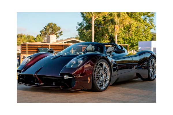 PAGANI UTOPIA ROADSTER HABANERO PEBBLE BEACH LAUNCH CAR FULL CARBON RED / ПАГАНИ УТОПИЯ РОДСТЕР ХАБАНЕРО ПЕББЛЕ БЕАКХ ЛАУНКХ КАР ФУЛЛ КАРБОН 1:18 КРАСНЫЙ — фото 8