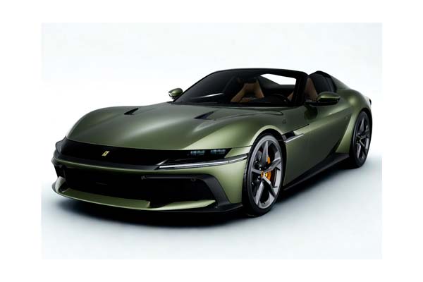 FERRARI 12CILINDRI SPIDER TUSCANY GREEN - MATT BLACK DETAILS / ФЕРРАРИ 12КИЛИНДРИ СПАЙДЕР ТОСКАНА 1:18 ЗЕЛЕНЫЙ