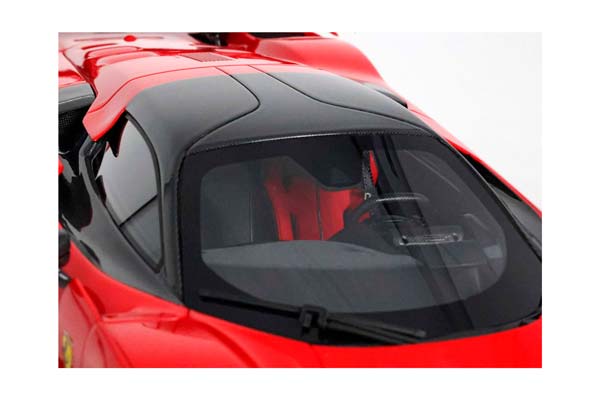 FERRARI F80 CARBON OPTIONAL ROSSO CORSA - BICOLOR WHEELS SILVER AND CARBON / ФЕРРАРИ Ф80 КАРБОН ОПТИОНАЛ 1:18 КРАСНЫЙ — фото 5