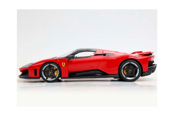 FERRARI F80 CARBON OPTIONAL ROSSO CORSA - BICOLOR WHEELS SILVER AND CARBON / ФЕРРАРИ Ф80 КАРБОН ОПТИОНАЛ 1:18 КРАСНЫЙ — фото 6