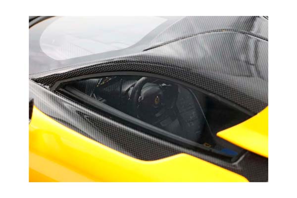 FERRARI F80 CARBON OPTIONAL THREE LAYER YELLOW AND SILVER WHEELS / ФЕРРАРИ Ф80 КАРБОН ОПТИОНАЛ ТХРЕЕ ЛАИЕР КОЛЕСА 1:18 ЖЕЛТЫЙ — фото 5