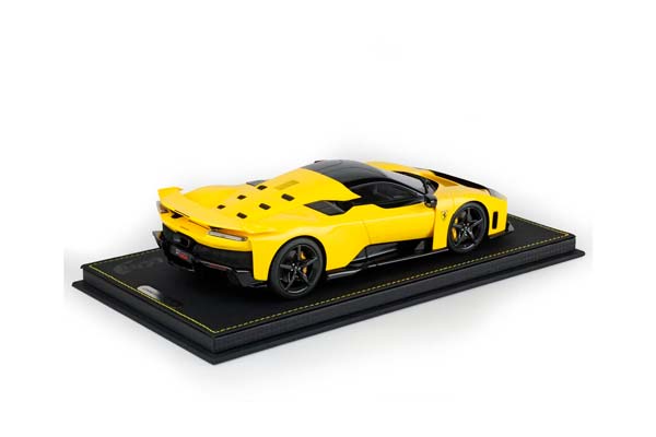 FERRARI F80 GIALLO MODENA - CARBON WHEELS / ФЕРРАРИ Ф80 1:18 ЖЕЛТЫЙ — фото 2