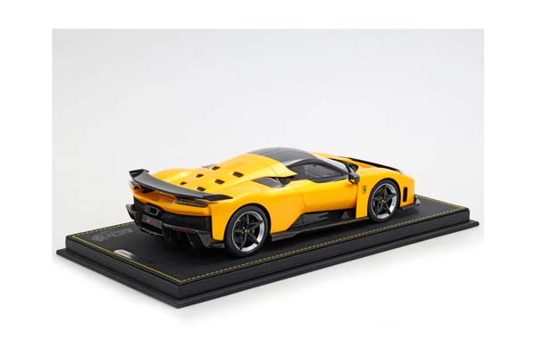 FERRARI F80 GIALLO TRISTRATO BLACK BRAKE - CARBON ROOF AND WING / ФЕРРАРИ Ф80 ТРИСТРАТО БРАКЕ 1:18 ЖЕЛТЫЙ — фото 3