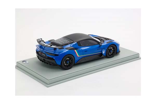 MASERATI GT2 STRADALE BLU INFINITO WITH ITALIAN STRIPE / МАЗЕРАТИ ГТ2 СТРАДАЛЕ ИНФИНИТО ИТАЛИАН ПОЛОСА 1:18 СИНИЙ — фото 2