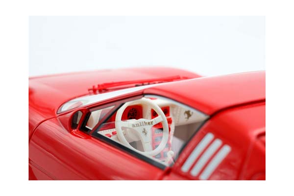 FERRARI 512 BB TARGA ANLIKER 1984 ROSSO CORSA WITH ROOF / ФЕРРАРИ 512 ББ ТАРГА АНЛИКЕР 1984 РООФ 1:18 КРАСНЫЙ — фото 4