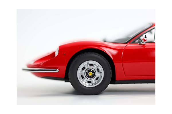 FERRARI DINO 246 GTS 1972 GENEVE SHOW 1972 ROSSO CORSA 322 / ФЕРРАРИ 246 ГТС 1972 ГЕНЕВЕ СХОВ 1972 322 1:18 КРАСНЫЙ — фото 6