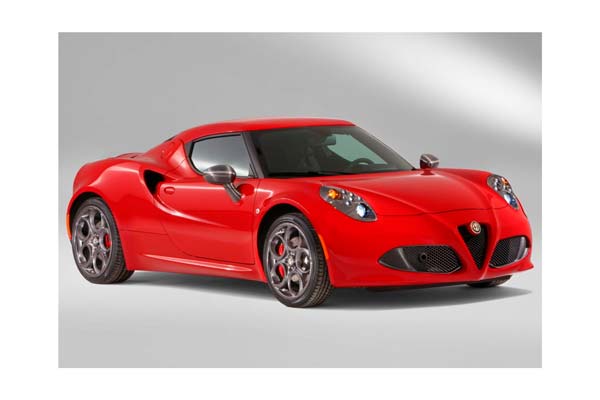 ALFA ROMEO 4C ROSSO ALFA / АЛЬФА РОМЕО 4К АЛФА 1:18 КРАСНЫЙ