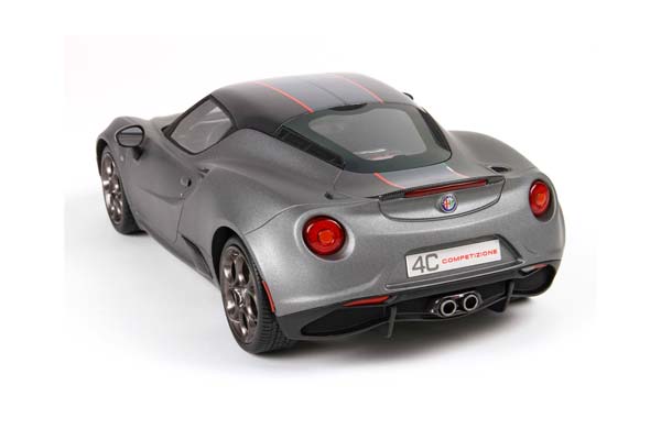 ALFA ROMEO 4C COMPETIZIONE GRIGIO VESUVIO OPACO / АЛЬФА РОМЕО 4К КОМПЕТИЦИОНЕ ВЕСУВИО ОПАКО 1:18 СЕРЫЙ — фото 3