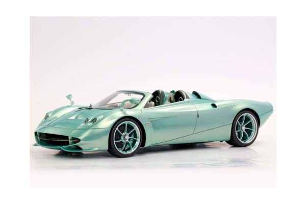 PAGANI HUAYRA CODALUNGA SPEEDSTER VERDE SPEEDSTER / ПАГАНИ ХУАЙРА КОДАЛУНГА СПЕЕДСТЕР СПЕЕДСТЕР 1:18 ЗЕЛЕНЫЙ — фото 7