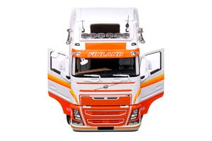 VOLVO FH16 500 XL CAB 2018 WHITE/ORANGE / VOLVO FH16 500 XL КАБИНА 2018 БЕЛЫЙ/ОРАНЖЕВЫЙ — фото 3