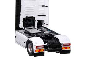 VOLVO FH16 500 XL CAB 2018 WHITE/ORANGE / VOLVO FH16 500 XL КАБИНА 2018 БЕЛЫЙ/ОРАНЖЕВЫЙ — фото 9