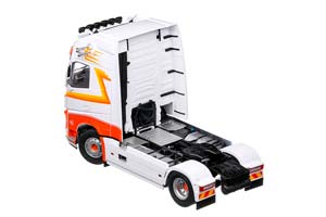 VOLVO FH16 500 XL CAB 2018 WHITE/ORANGE / VOLVO FH16 500 XL КАБИНА 2018 БЕЛЫЙ/ОРАНЖЕВЫЙ — фото 2