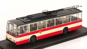 SKODA 14TR PLZEN CZ CREME RED