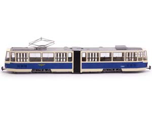 TATRA KT4 BVB VERKEHRSBETRIEBE БЕРЛИНСКИЙ ТРАМВАЙ КРЕМОВЫЙ С СИНИМ — фото 2